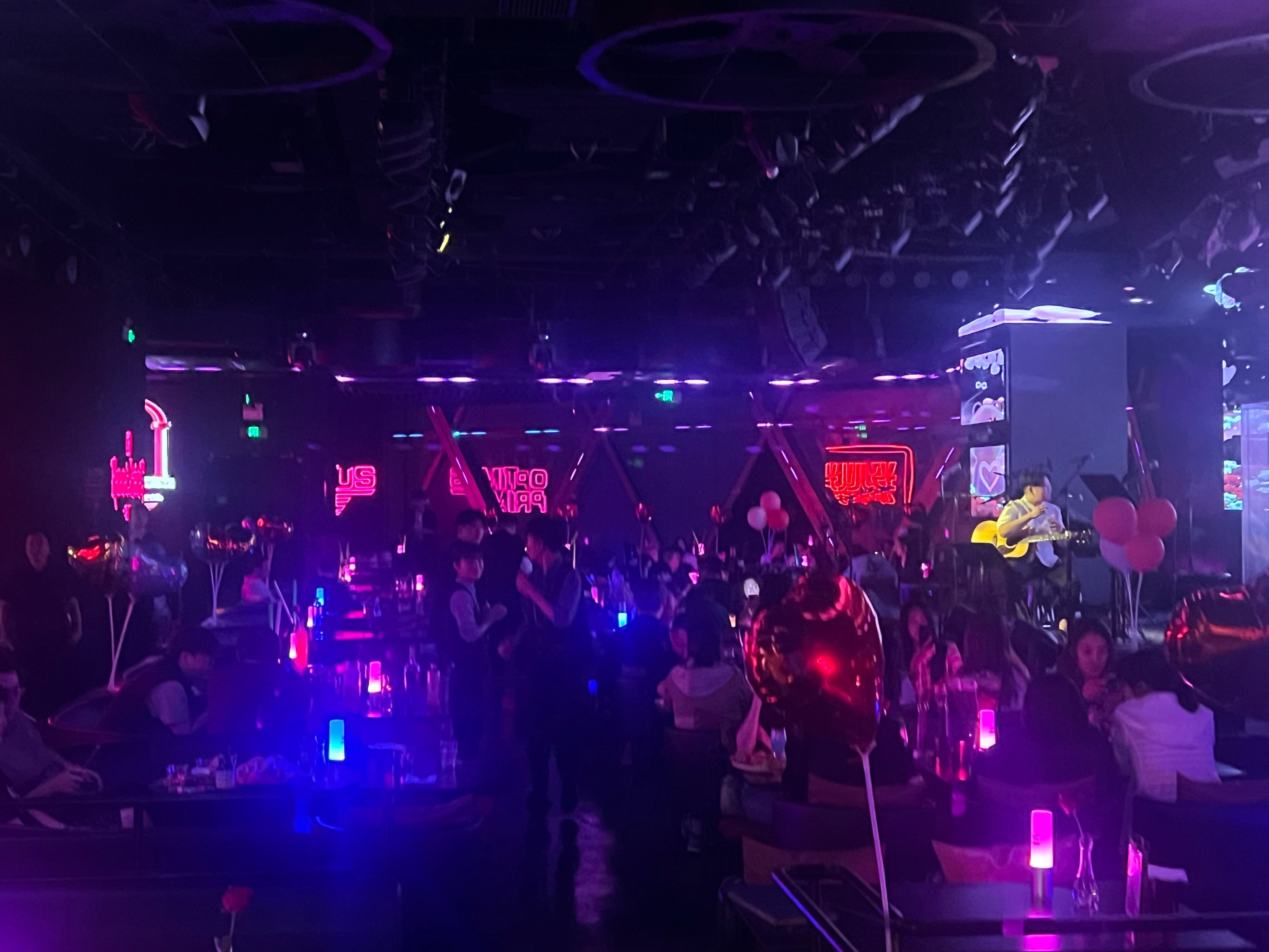 丽水商务ktv尽享尊贵商务ktv体验-龙泉市ktv预定